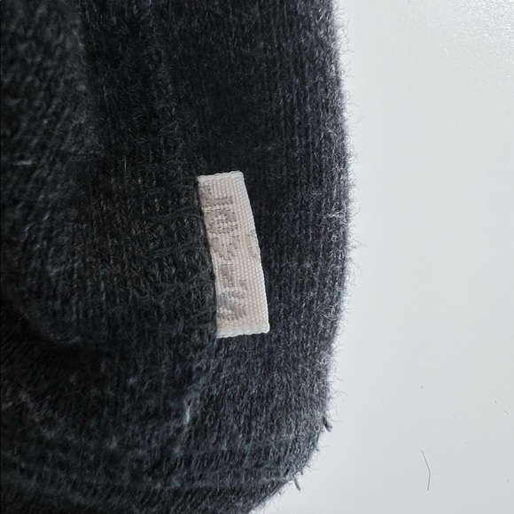 Levi’s sweatshirt - Picture 3 of 3